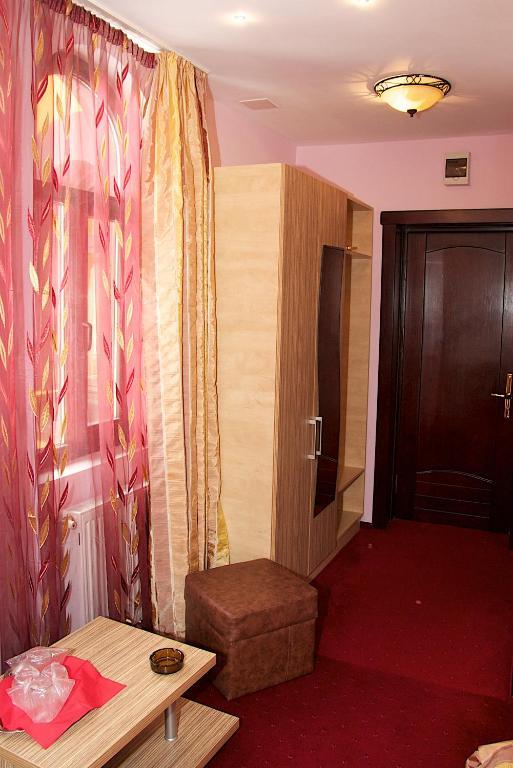 Pension Casa Dunarea Predeal Bagian luar foto