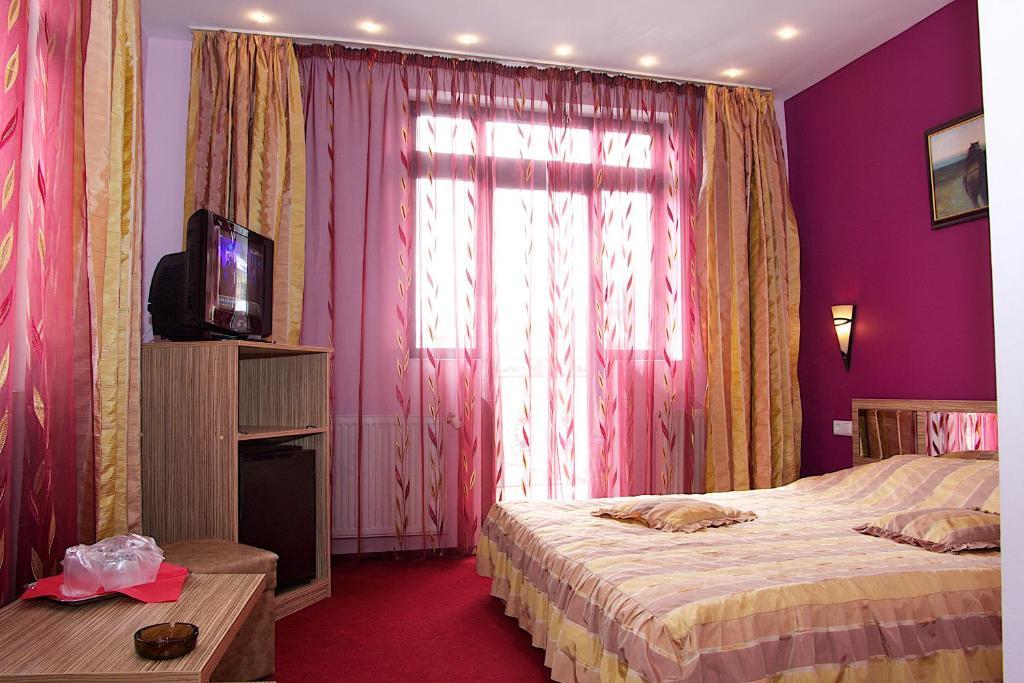 Pension Casa Dunarea Predeal Bagian luar foto